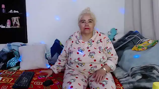 estrellita fugaz16x online show from 12-27-24, 03:09