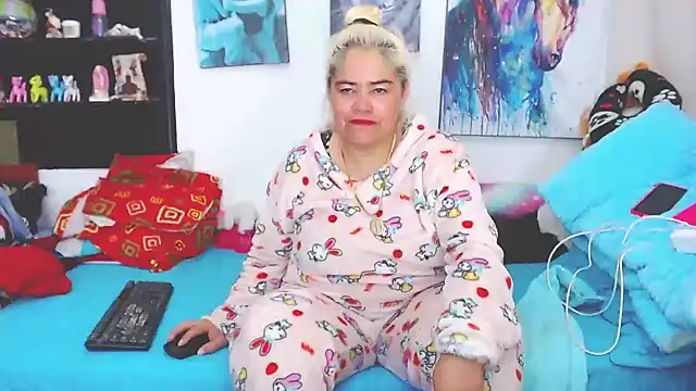 estrellita fugaz16x online show from 01-24-25, 11:59