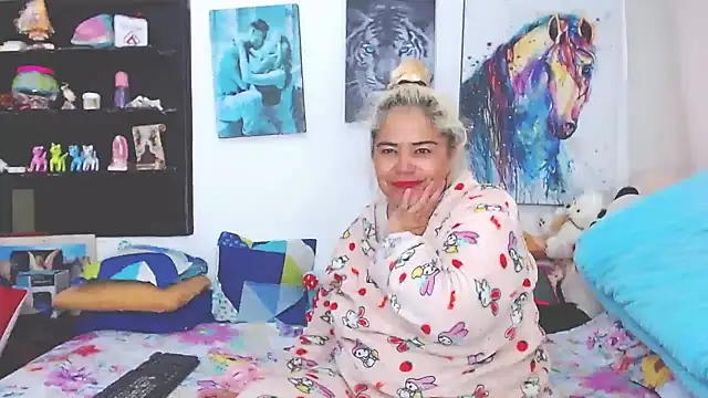 estrellita fugaz16x online show from 02-11-25, 12:58