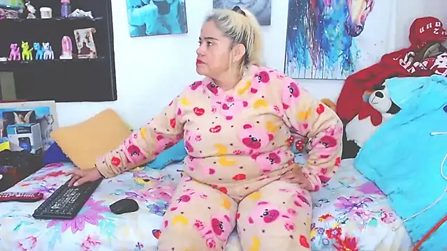 estrellita fugaz16x online show from 02-13-25, 02:34