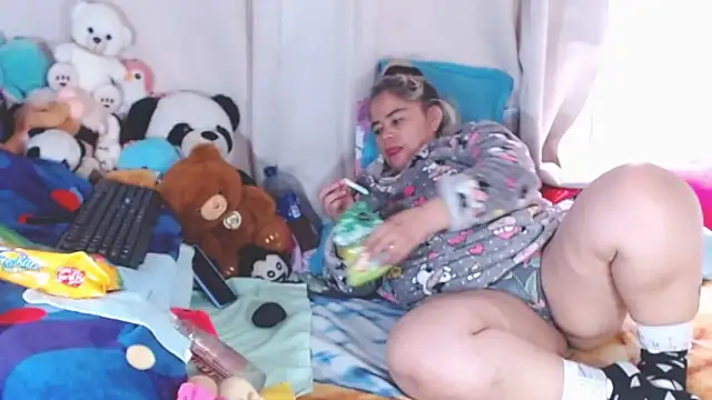 estrellita fugaz16x online show from 09-19-25, 08:31