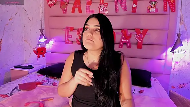 Snapshot of Maddysex_ chatting on 02-04-25, 05:55 Maddysex online show from 02-04-25, 05:55