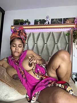 Snapshot of africa_xxx chatting on 03-10-26, 11:43 africa xxx online show from 03-10-26, 11:43