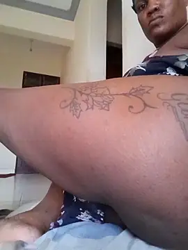 Snapshot of Mrsanaconda chatting on 01-12-25, 04:10 Mrsanaconda online show from 01-12-25, 04:10