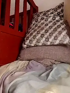 Snapshot of Mrsanaconda chatting on 09-11-25, 03:28 Mrsanaconda online show from 09-11-25, 03:28