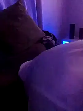 Snapshot of Mrsanaconda chatting on 10-15-25, 06:30 Mrsanaconda online show from 10-15-25, 06:30