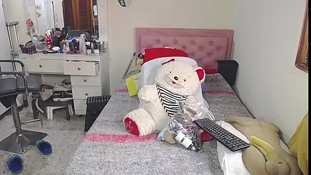 lucy belle bm online show from 06-25-26, 02:21