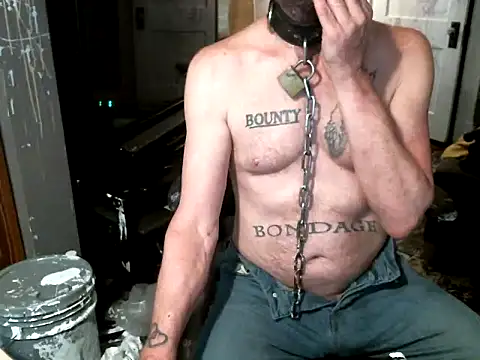 Snapshot of NKYWETPIG chatting on 09-27-25, 12:32 NKYWETPIG online show from 09-27-25, 12:32