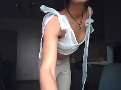 JulianaGold1 online show from 12-03-24, 01:32