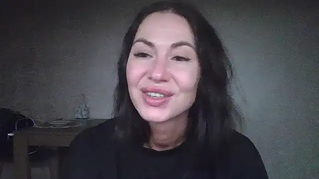 JulianaGold1 online show from 01-16-25, 08:57