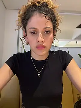 Snapshot of alana15 chatting on 12-22-24, 06:59 alana15 online show from 12-22-24, 06:59