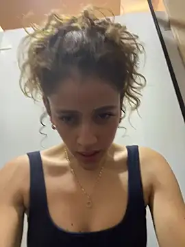 Snapshot of alana15 chatting on 01-30-25, 07:04 alana15 online show from 01-30-25, 07:04