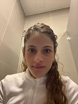 Snapshot of alana15 chatting on 03-04-25, 01:28 alana15 online show from 03-04-25, 01:28