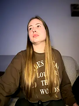 Snapshot of AlisaWhite chatting on 12-01-24, 04:51 AlisaWhite online show from 12-01-24, 04:51