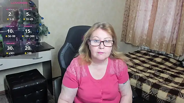 Frau Marta online show from 12-26-24, 09:33