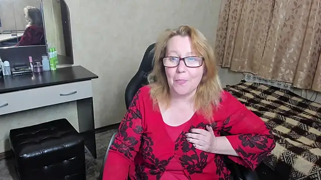 Frau Marta online show from 03-15-25, 05:15