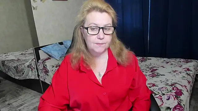 Frau Marta online show from 03-21-26, 01:05