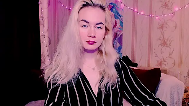 xxxcharismaaa online show from 06-06-26, 07:13
