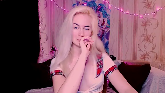 xxxcharismaaa online show from 06-10-26, 06:01