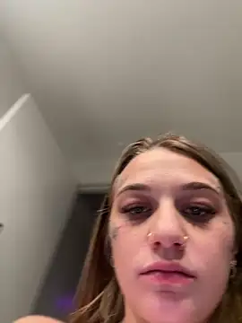 Snapshot of chloetease chatting on 12-04-24, 11:13 chloetease online show from 12-04-24, 11:13