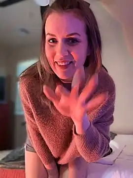 MaiseKnox online show from 12-13-24, 09:20