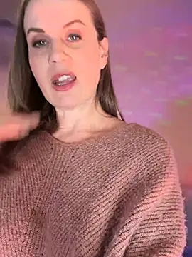 MaiseKnox online show from 12-14-24, 12:22