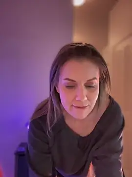 MaiseKnox online show from 02-09-25, 11:15