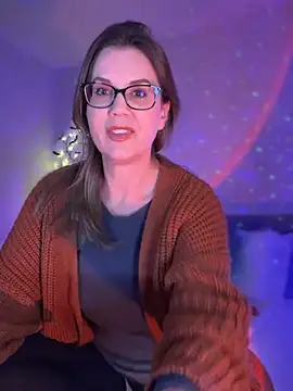 MaiseKnox online show from 02-26-25, 02:04