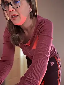 MaiseKnox online show from 03-01-25, 08:42