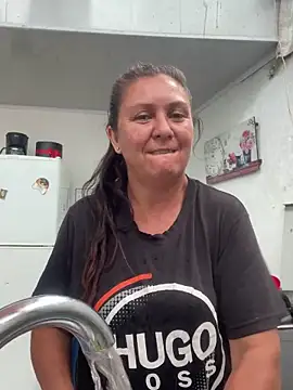 Sunshinee- online show from 12-21-24, 05:40