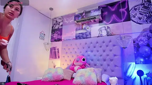 Vivi prinncess online show from 02-25-25, 02:25