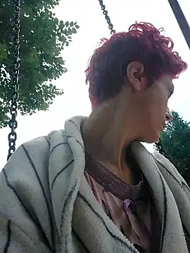 JoLeNe27 online show from 06-15-26, 03:42
