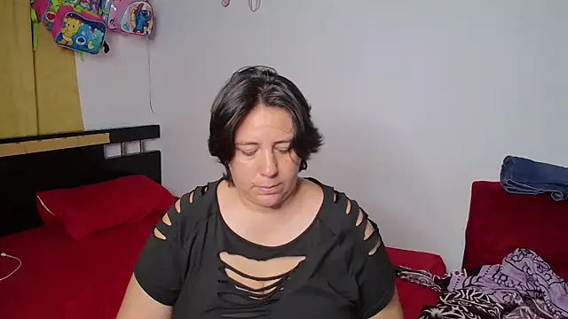 Snapshot of sexxy_ticki chatting on 04-14-26, 01:00 sexxy ticki online show from 04-14-26, 01:00