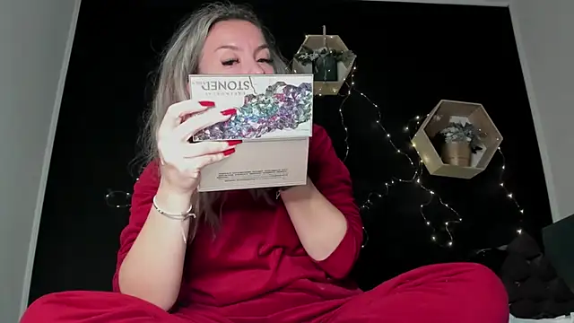 Alesys69 online show from 12-16-25, 10:37