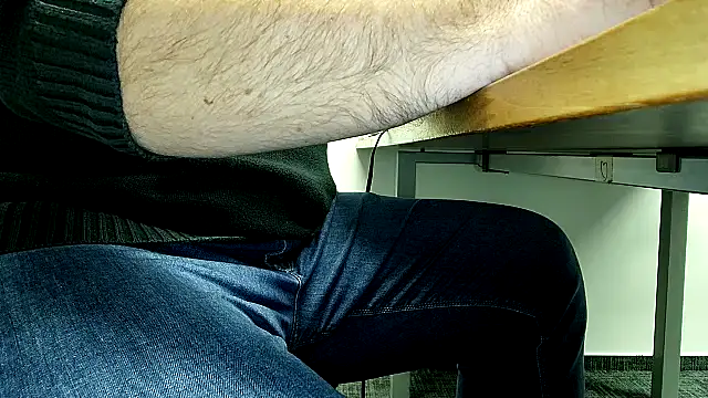 Snapshot of 69bezfleku chatting on 01-22-25, 04:33 69bezfleku online show from 01-22-25, 04:33