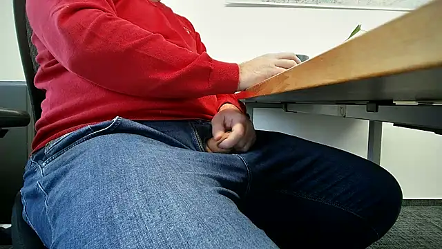 Snapshot of 69bezfleku chatting on 01-23-25, 10:22 69bezfleku online show from 01-23-25, 10:22