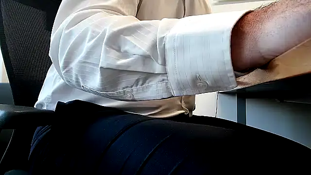 Snapshot of 69bezfleku chatting on 02-05-25, 07:18 69bezfleku online show from 02-05-25, 07:18