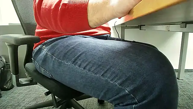 Snapshot of 69bezfleku chatting on 02-10-25, 04:25 69bezfleku online show from 02-10-25, 04:25