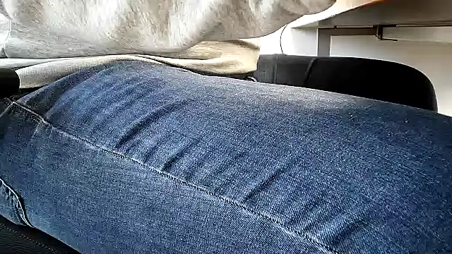 Snapshot of 69bezfleku chatting on 02-12-25, 07:13 69bezfleku online show from 02-12-25, 07:13