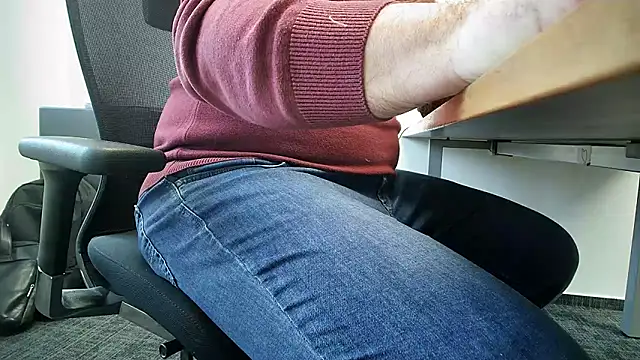 Snapshot of 69bezfleku chatting on 02-18-25, 07:10 69bezfleku online show from 02-18-25, 07:10