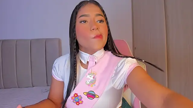 Snapshot of isa_bunny chatting on 11-01-25, 03:08 isa bunny online show from 11-01-25, 03:08