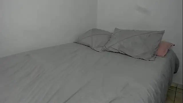 Dephne   online show from 02-09-26, 10:25