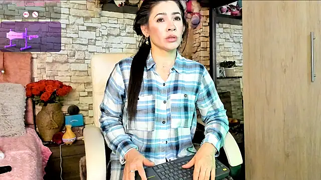 Carla expit online show from 05-06-26, 12:19