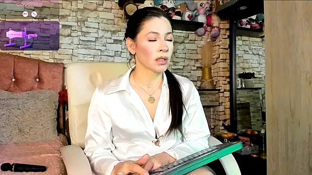 Carla expit online show from 05-07-26, 12:49