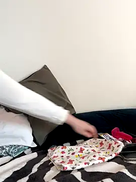 Patriciamoura69 online show from 09-26-25, 06:45