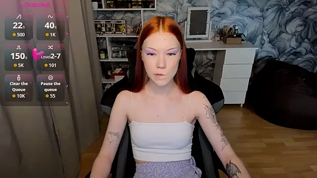 litl Mia online show from 10-29-25, 03:47