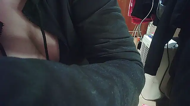 cindy01113520 online show from 03-05-25, 08:42