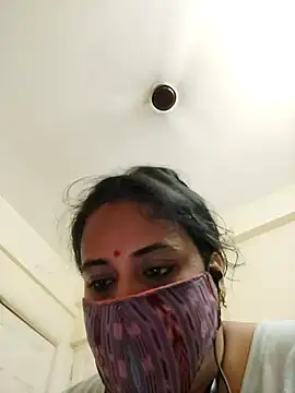 Snapshot of Sheela-Bhabi chatting on 05-17-26, 01:40 Sheela-Bhabi online show from 05-17-26, 01:40