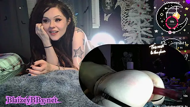 Snapshot of BlaizeyBBy chatting on 12-27-24, 01:18 BlaizeyBBy online show from 12-27-24, 01:18