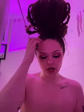 Snapshot of BlaizeyBBy chatting on 01-12-25, 12:33 BlaizeyBBy online show from 01-12-25, 12:33